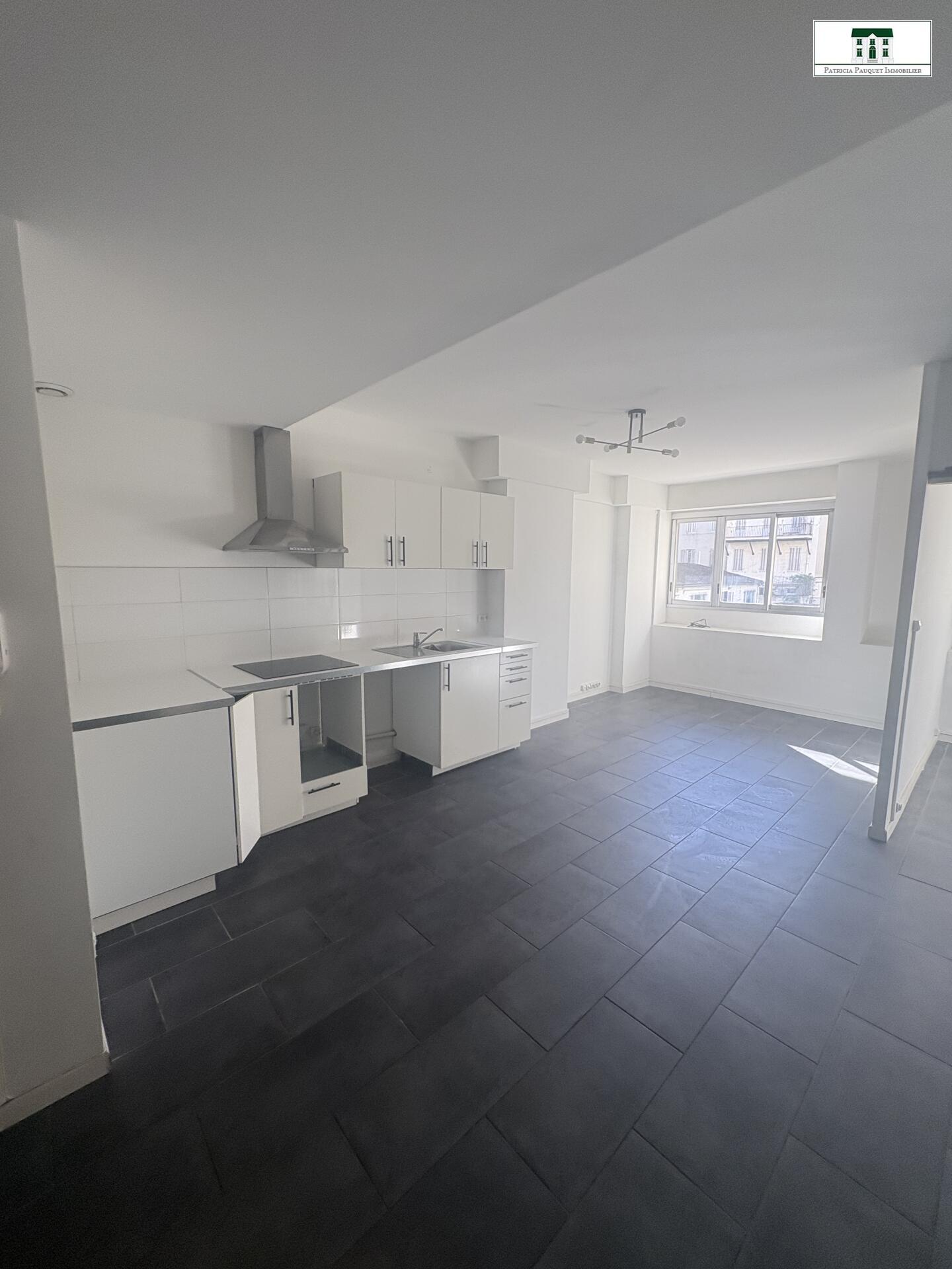 Image T2/3 AV PRADO - CASTELLANE