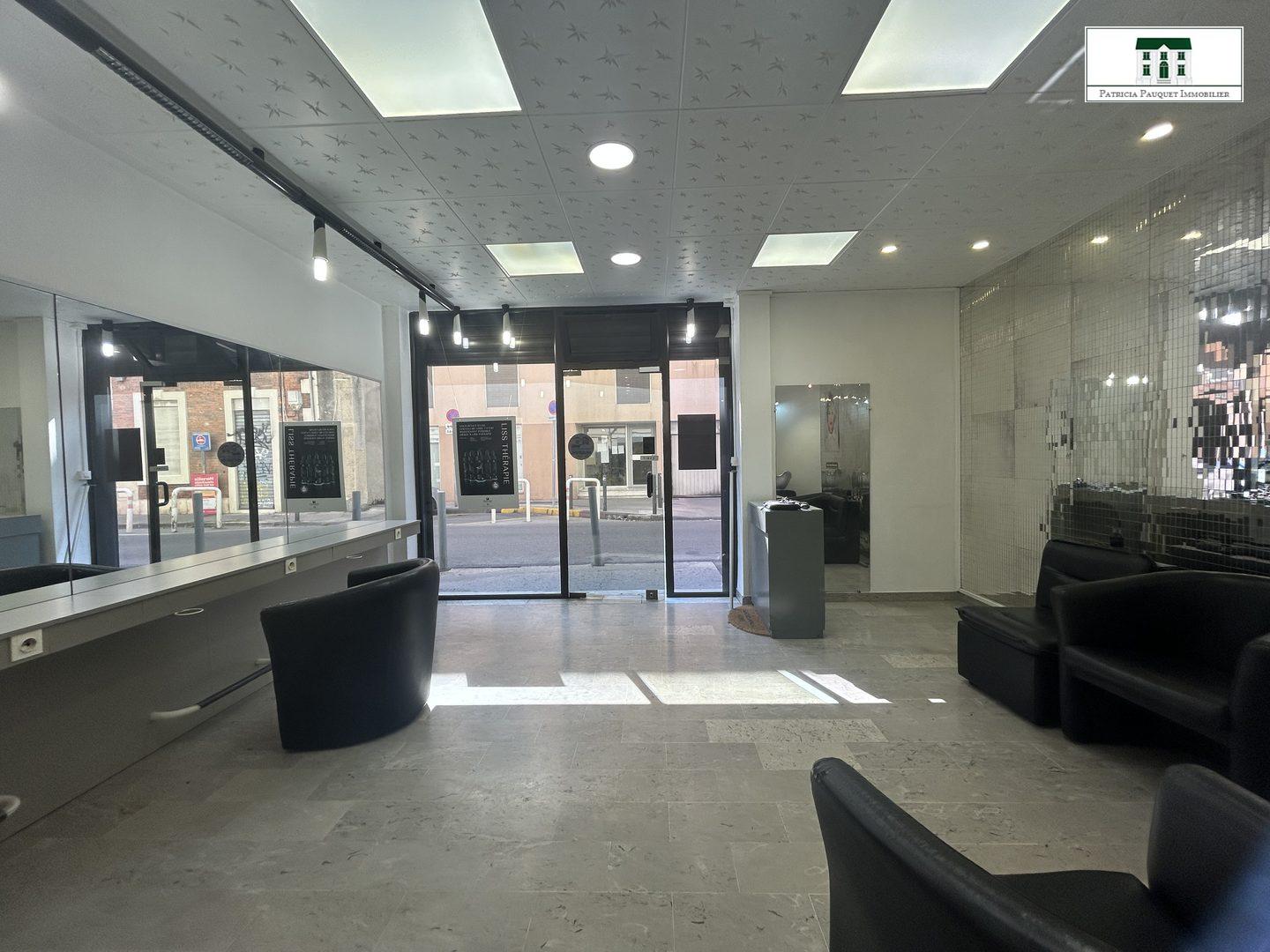 Image LOCAL COMMERCIAL - RUE BERARD 13005